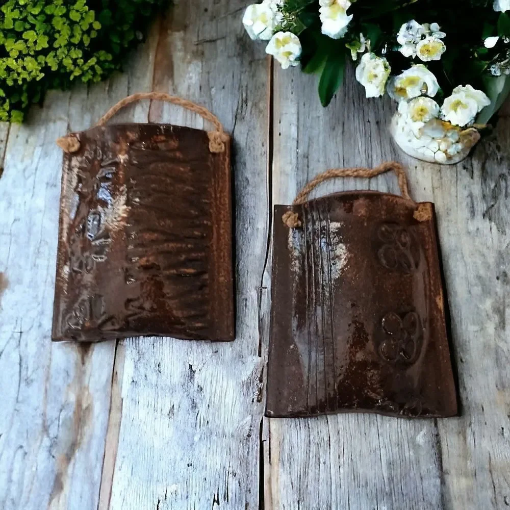 2 Studio‎ Art Pottery Wall Pockets Brown Floral Etched Farmhouse Rustic Cottage.